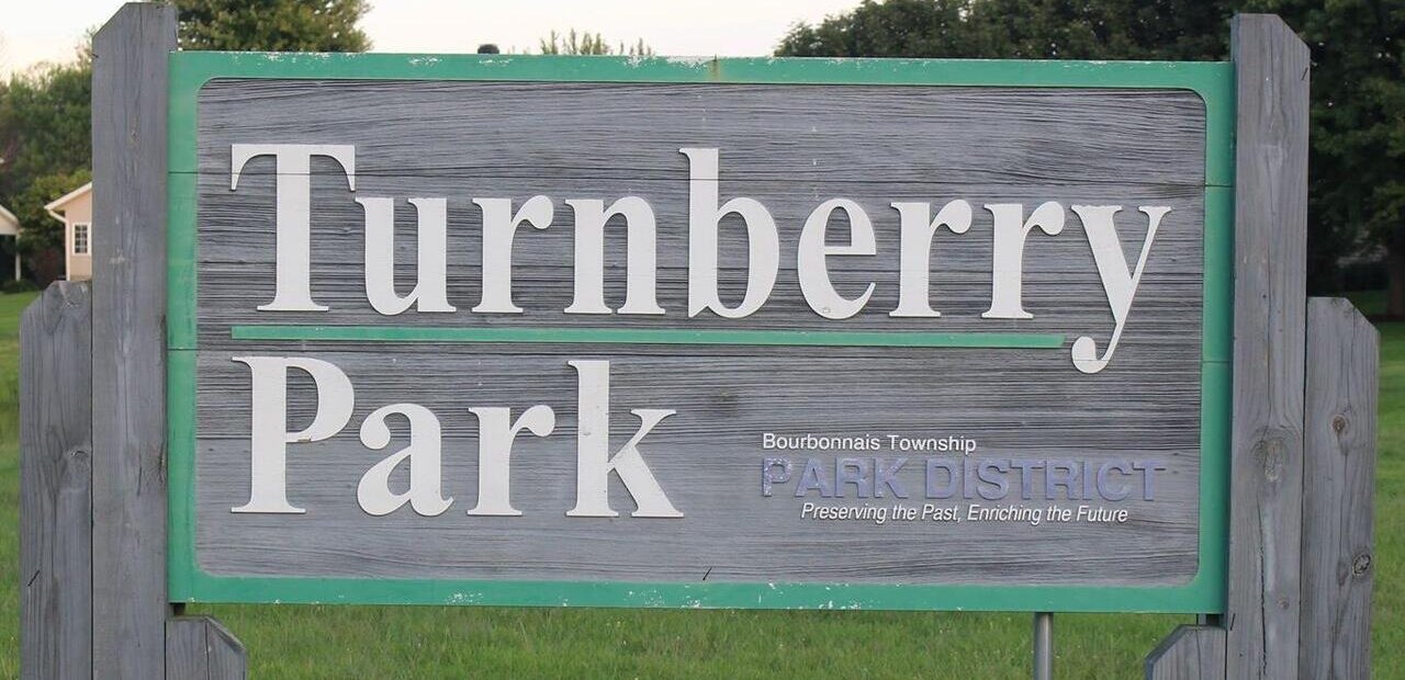 Turnberry park is in Turnberry neighborhood, adjacent to Briarcliff neighborhood in Bourbonnais.